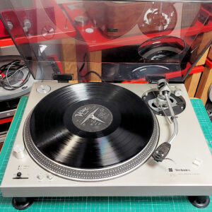 Technics SL1200 MKI ( SL120) Turntable with SME3009 S2 tonearm